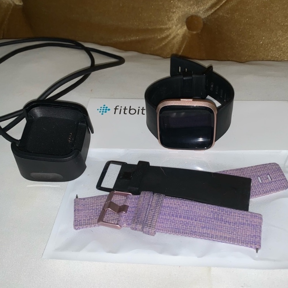 Fitbit Versa Special Edition